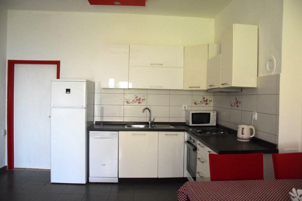 Apartman Ana Lejlighed Sali Eksteriør billede